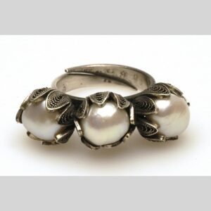 Large Triple Tulips Rings R563 Yvone Christa YVONE CHRISTA