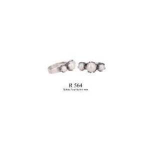 Pearl Trilogy Rings R564 Yvone Christa Rings